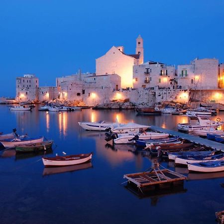 B&B A Pochi Passi Dal Mare Giovinazzo Exterior foto